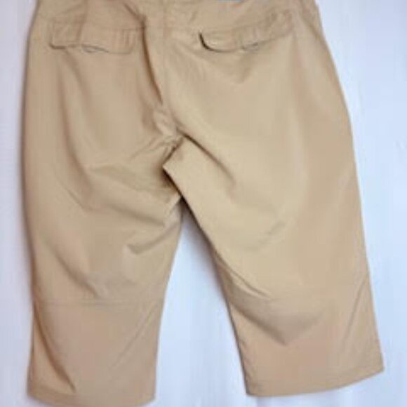 Columbia PFG Women’s Capri Pants Beige, Size 16, Omni-Shield NWT - Picture 3 of 8
